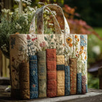Handgefertigte wattierte Tasche – Bücher und Blumen
